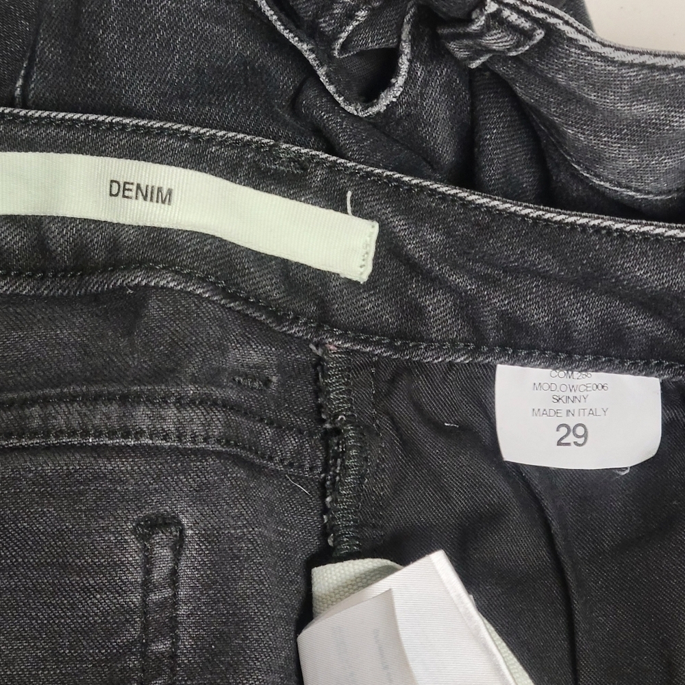 Off-White Main Label c/o Virgil Abloh Floral Embroidered Skinny Jeans. - Picture 12 of 16